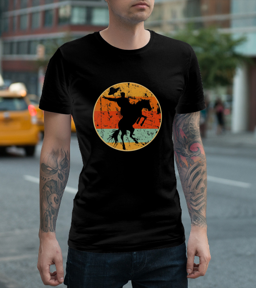 Vintage Cowboy Riding Horse Retro Sunset T-Shirt