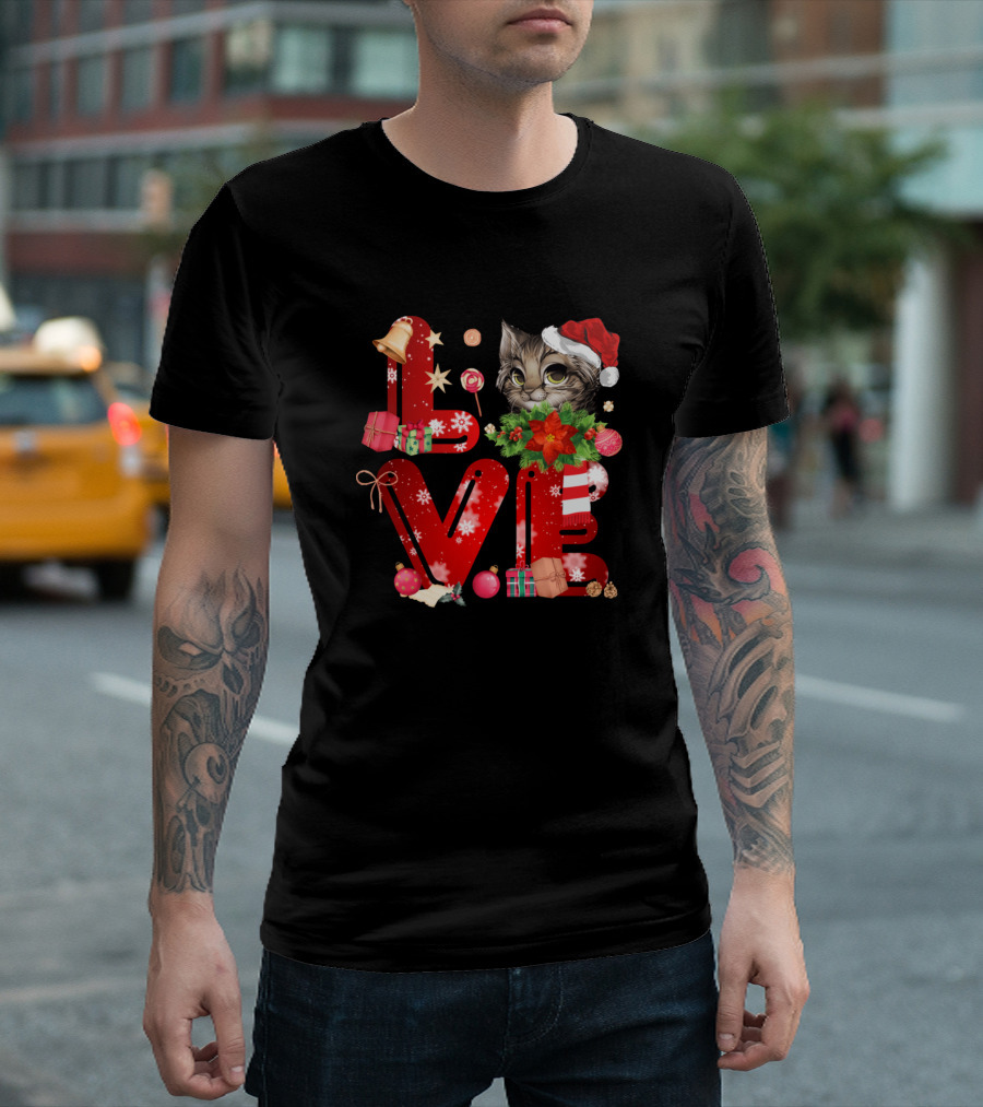 Love Toyger Christmas Festive Cat With Santa Hat T-Shirt