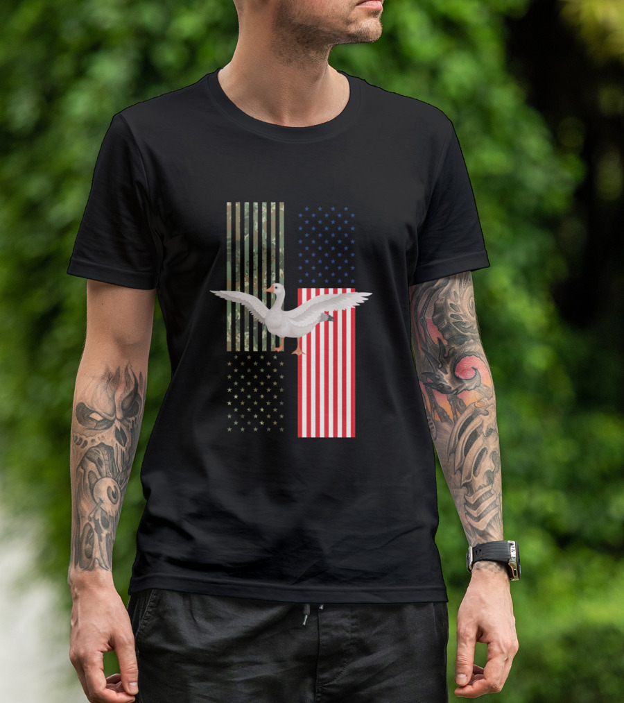 Us Flag Goose Stars Stripes Camo Nature Bird T-Shirt