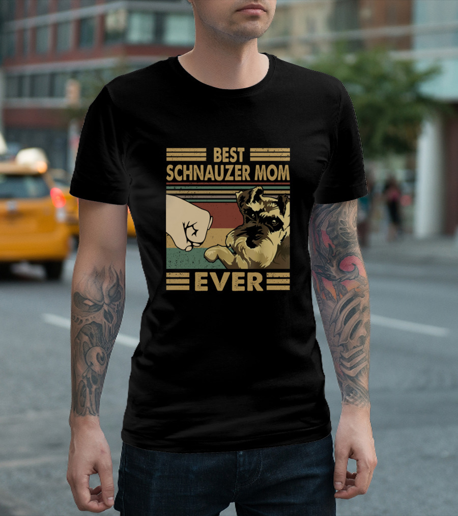 Best Schnauzer Mom Ever Vintage Retro Fist Bump T-Shirt