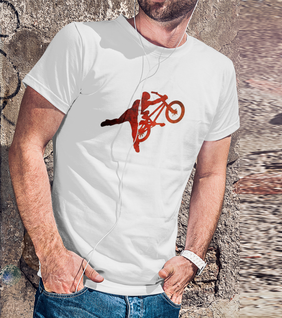 Cool BMX Freestyle Graffiti With Dynamic Paint Splatters T-Shirt