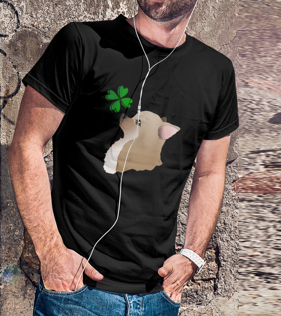 Chihuahua Dog With Shamrock Clover T-Shirt