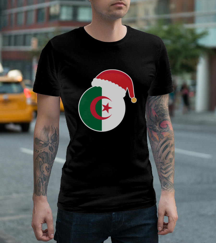 Santa Hat Christmas Algeria Flag Circle T-Shirt