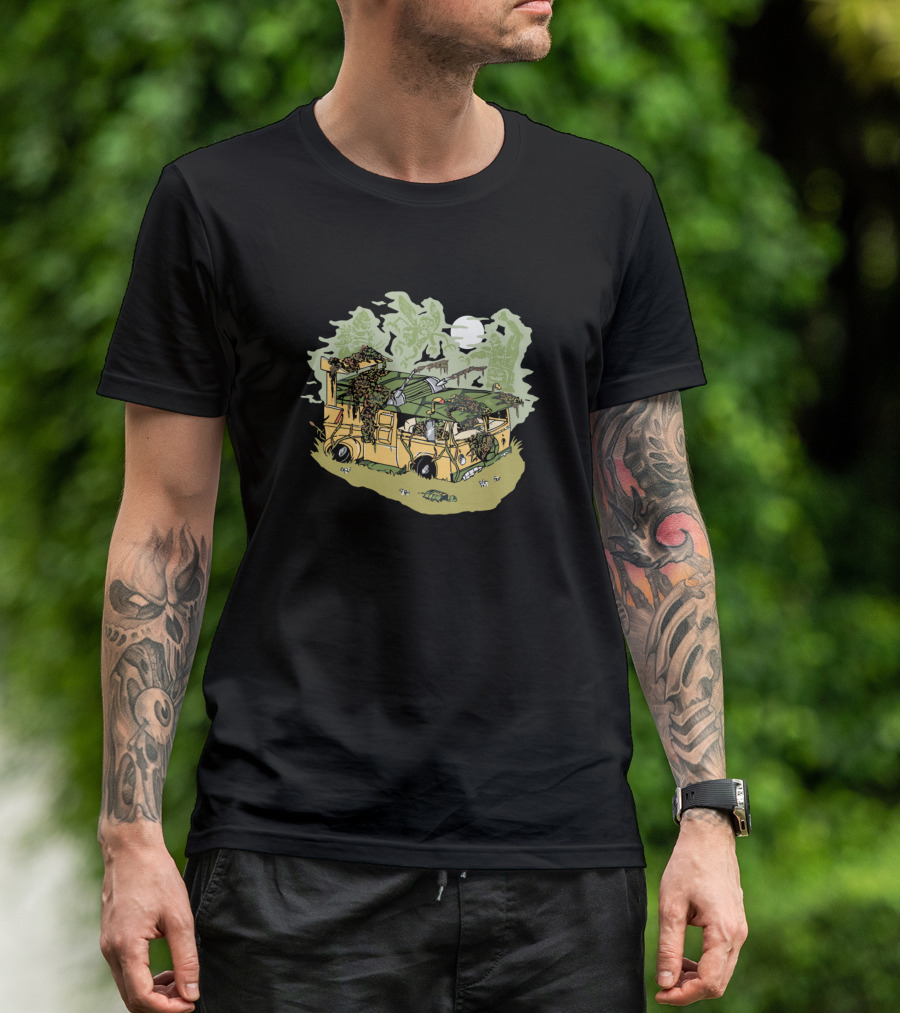Haunted Old Party Wagon With Creepy Vines And Full Moon T-Shirt