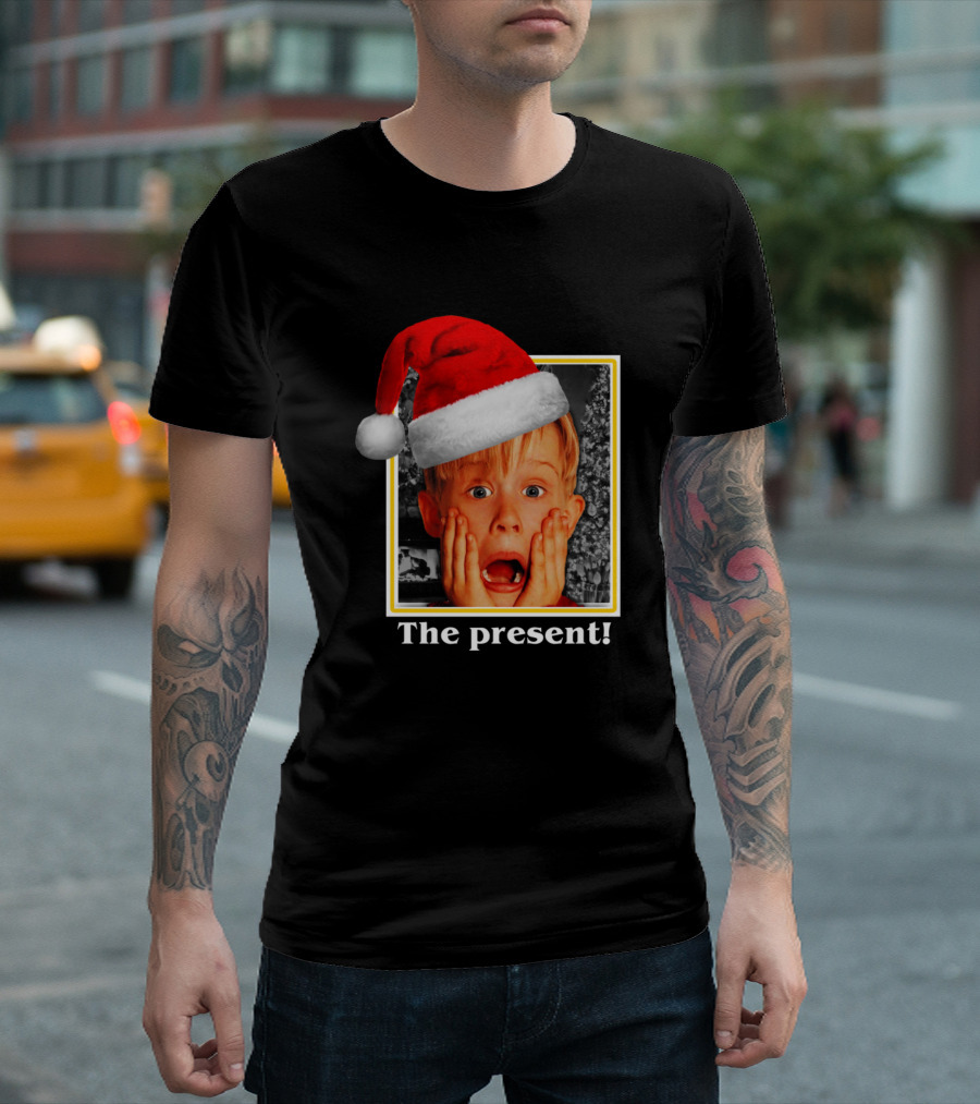 The Present Santa Surprise Home Alone Boy Reaction T-Shirt
