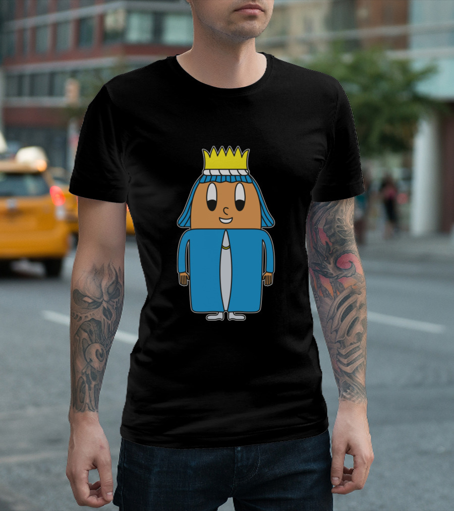 Carol Singer Egg Cartoon with Blue Robe and Yellow Crown T-Shirt