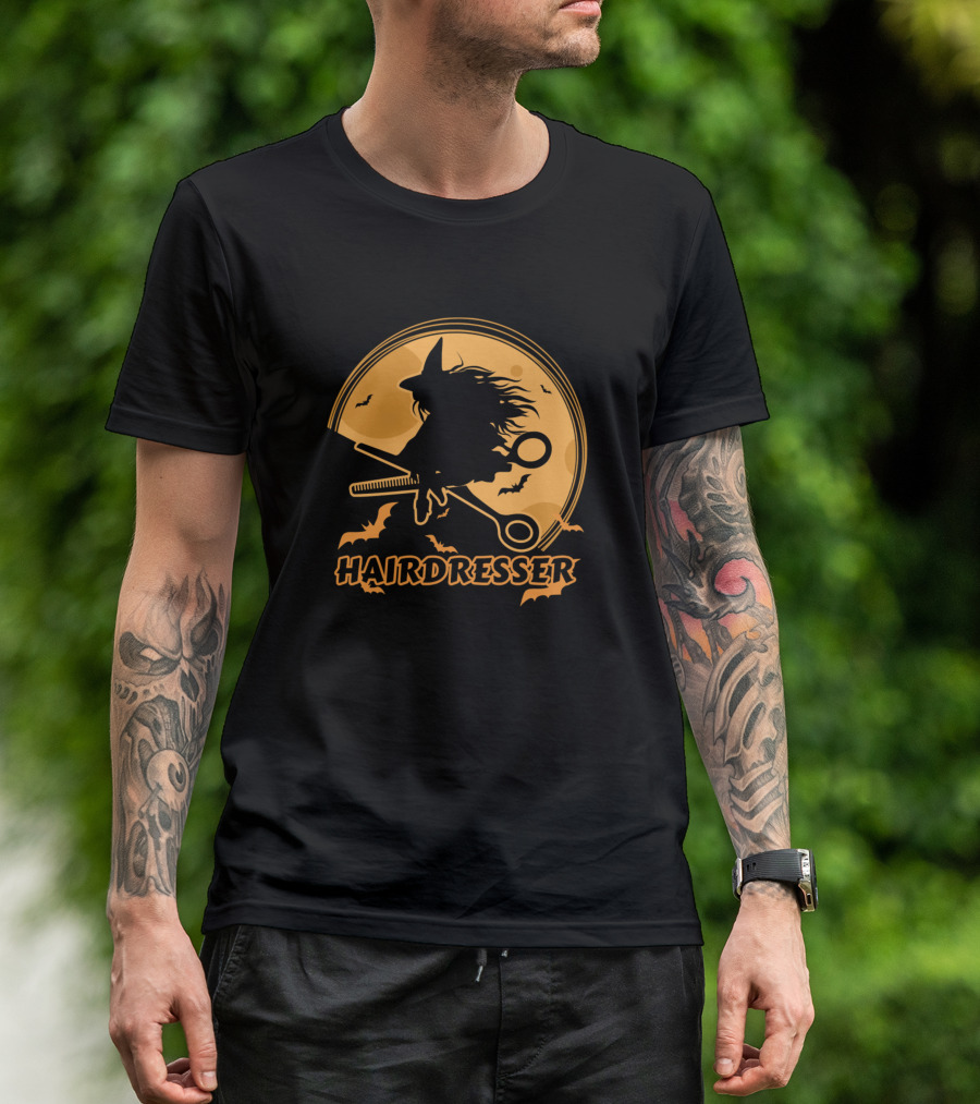 Hairdresser Witch Halloween Barber Stylist With Scissors And Bats T-Shirt