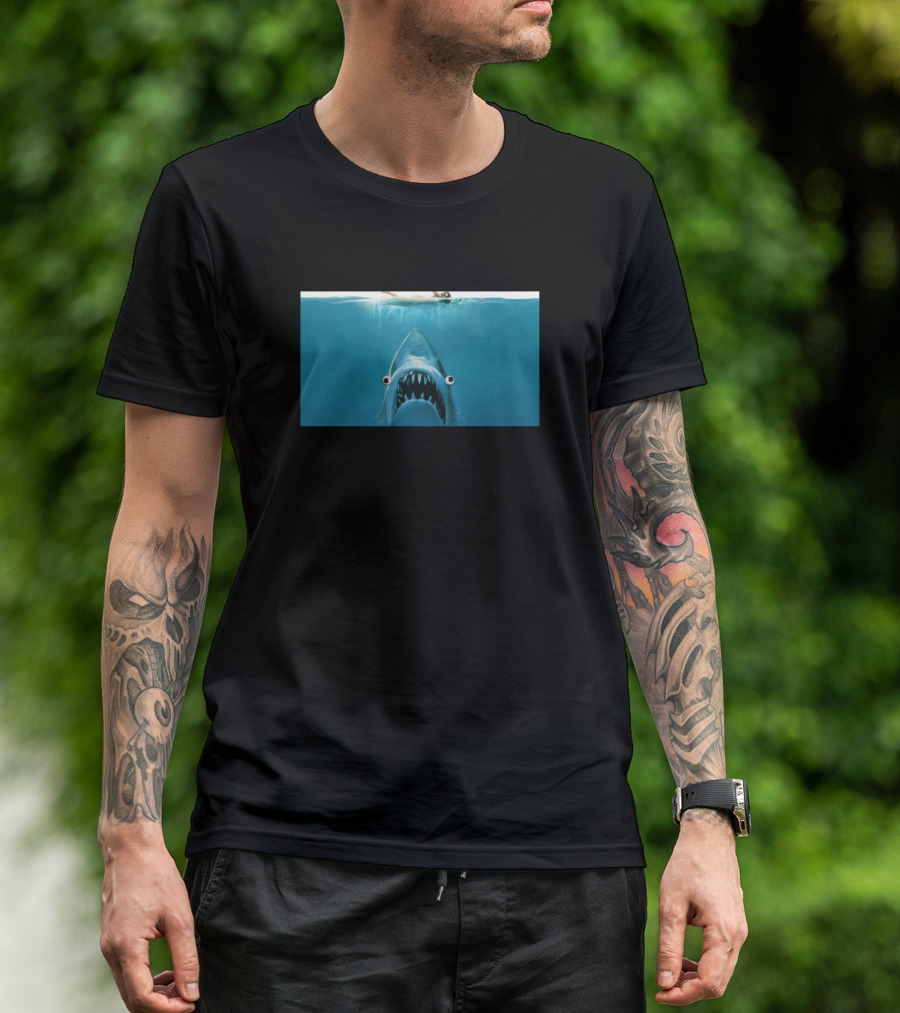 Jaws Shark Artwork Classic Iconic Scene T-Shirt