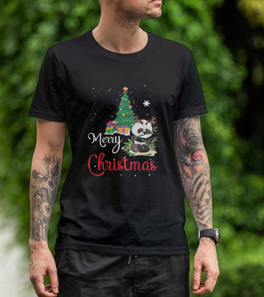 Merry Christmas Panda With Tree And Presents T-Shirt
