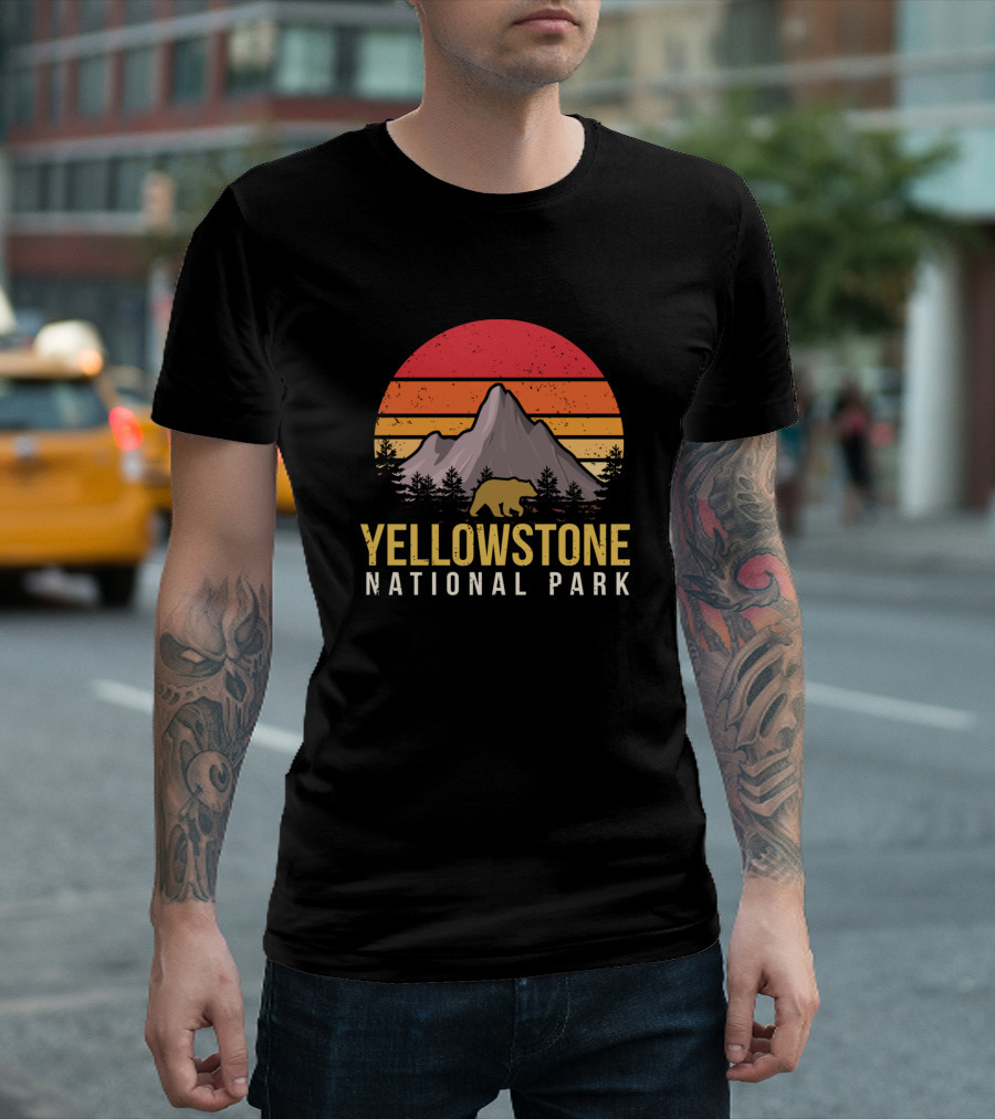 Yellowstone National Park Bear Silhouette Sunset Scene T-Shirt