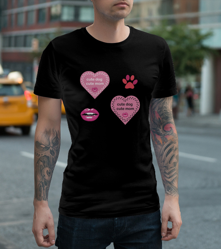 Cute Dog Cute Mom Pink Hearts And Lips With Paw Prints T-Shirt
