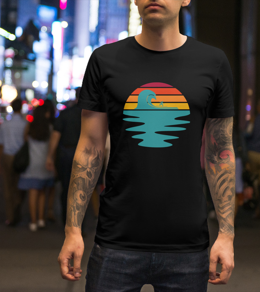 Big Wave Surfer Sunset Retro Ocean Scene T-Shirt