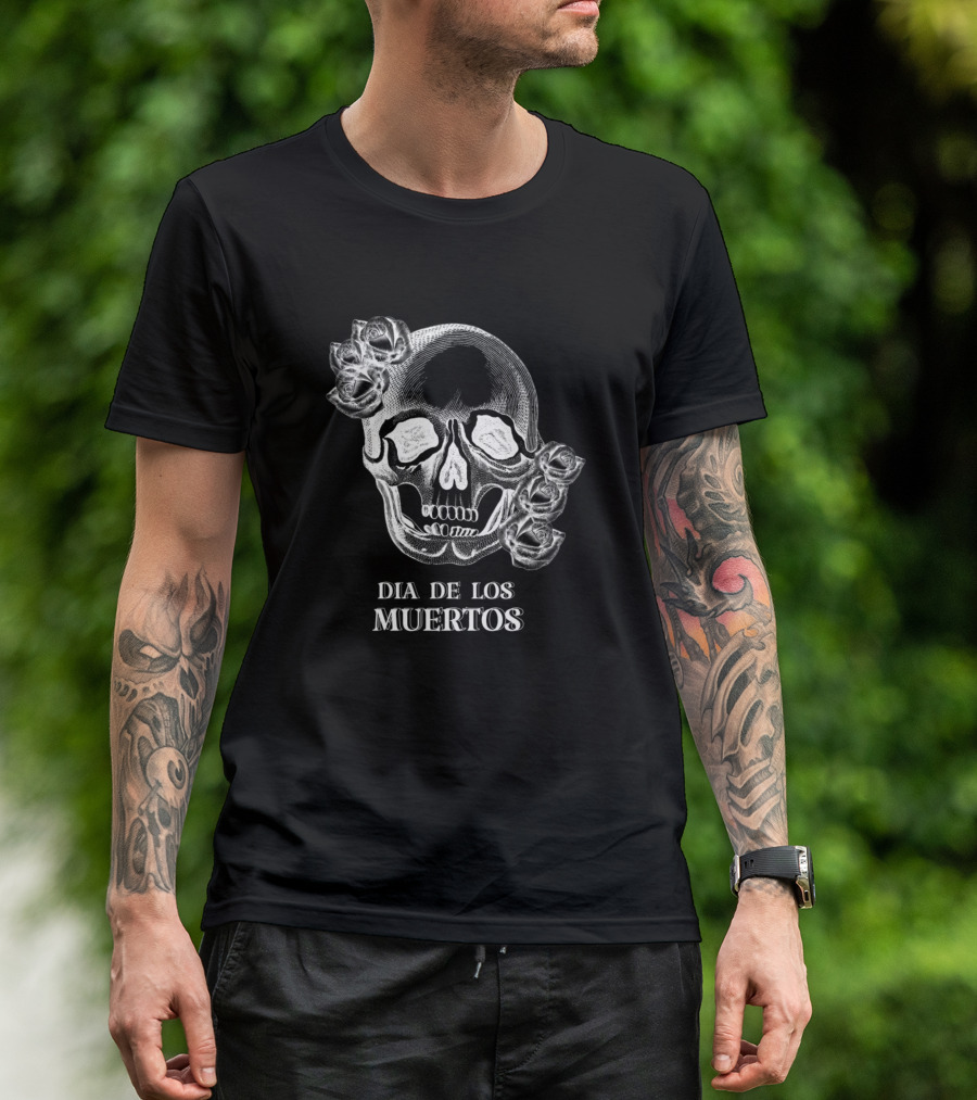 White Skull Dia De Los Muertos With Roses T-Shirt