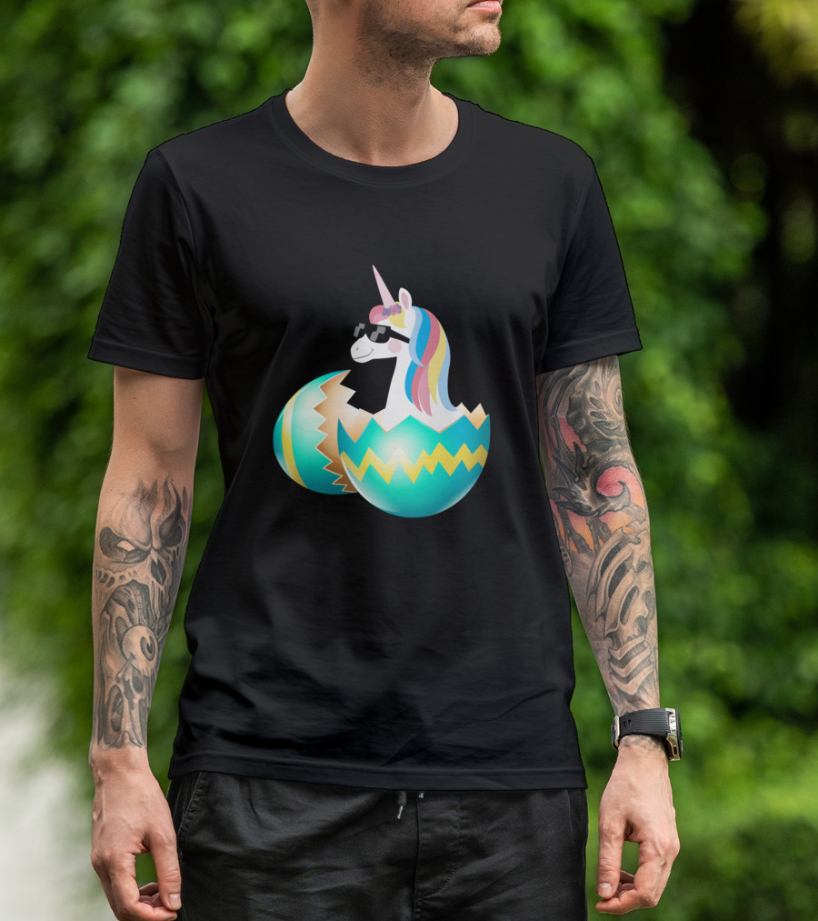 Baby Unicorn Wearing Sunglasses Hatching From Easter Egg Easter Day T-Shirt