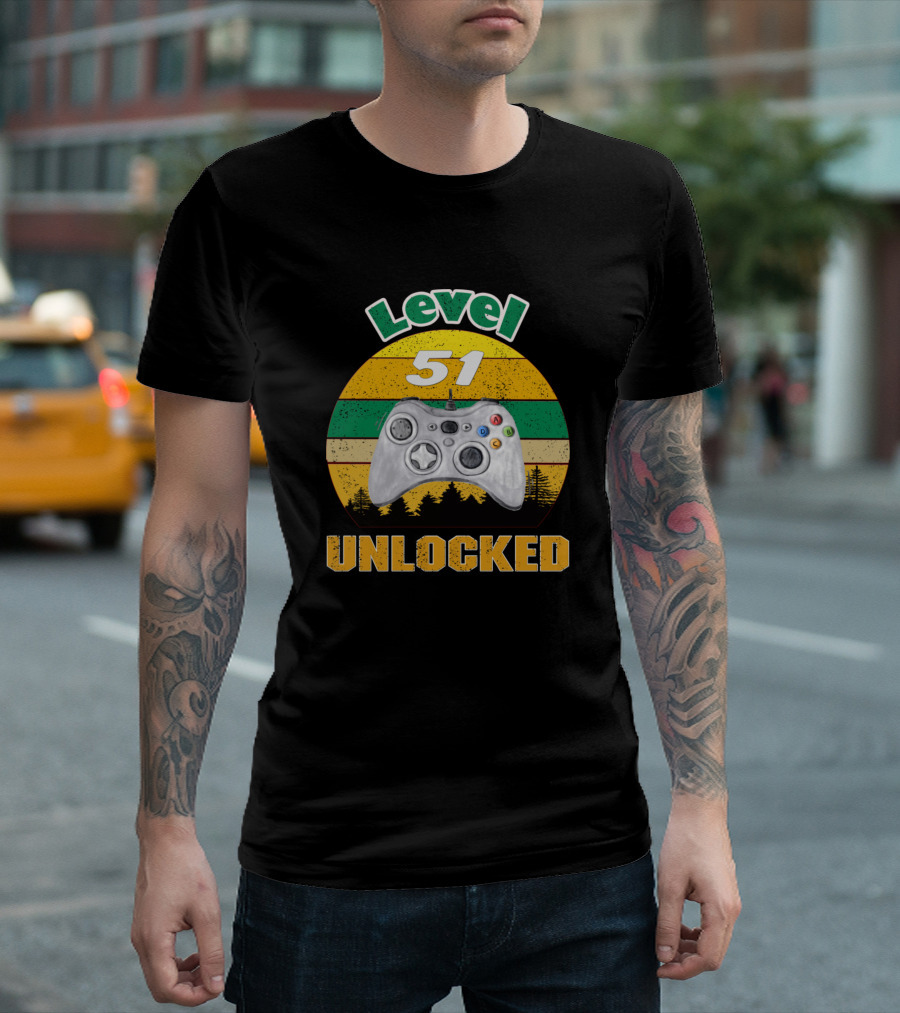 Level 51 Unlocked Vintage Gaming Controller Retro Stripes T-Shirt