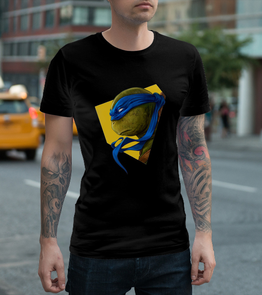 Teenage Mutant Ninja Turtles Leonardo Blue Mask T-Shirt