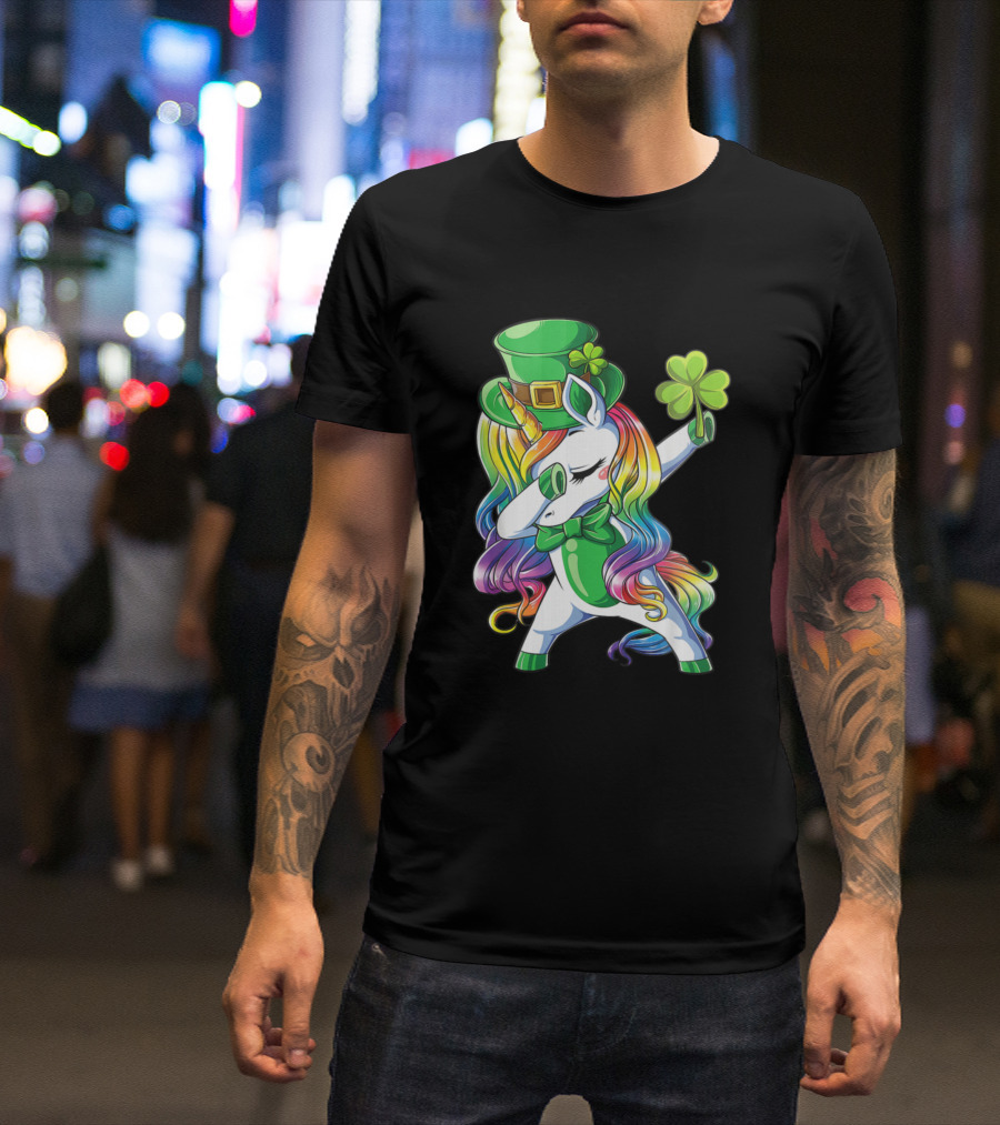 Unicorn Dabbing Leprechaun With Rainbow Mane And Shamrock Hat T-Shirt