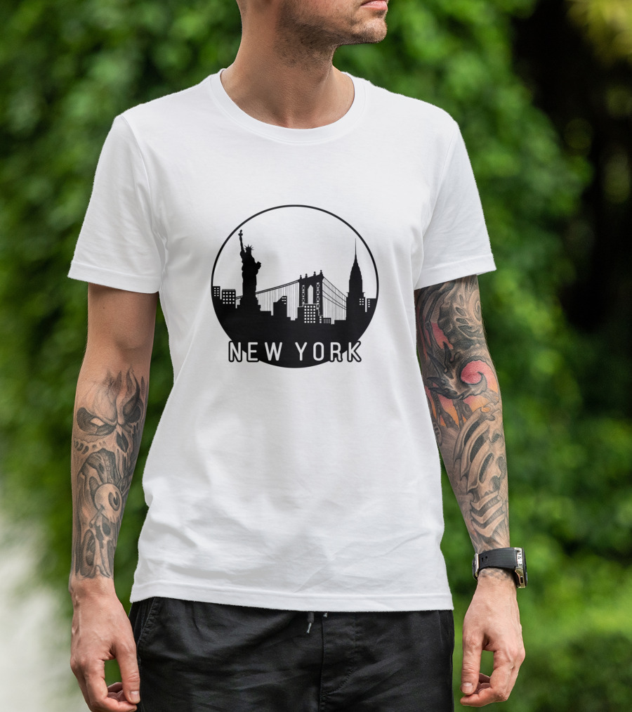 New York Skyline Statue Of Liberty And Brooklyn Bridge T-Shirt