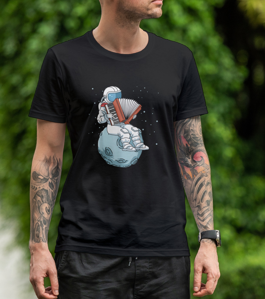 Accordion Men Accordion Music Astronaut Playing In Space T-Shirt
