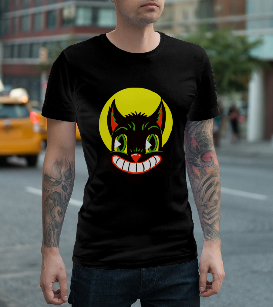 Vintage Cat Yellow Moon Grinning Face T-Shirt