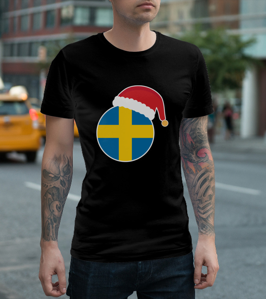 Santa Hat Sweden Flag Christmas T-Shirt