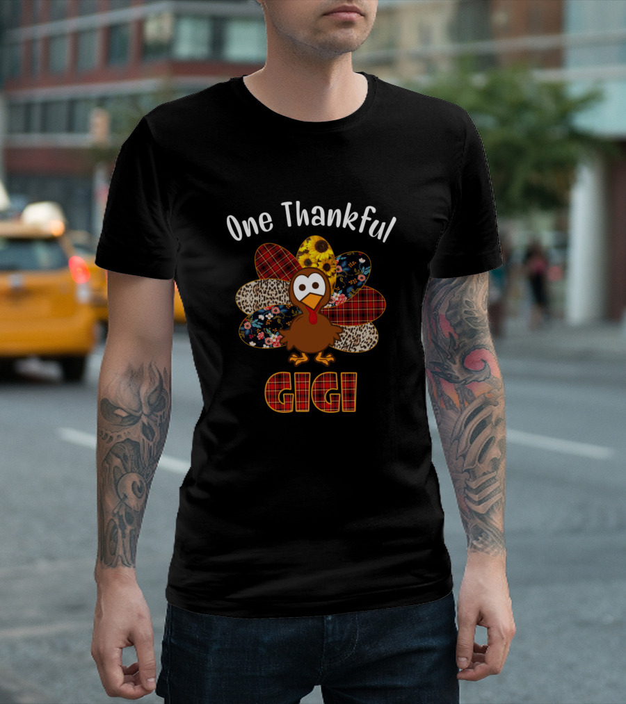 One Thankful Gigi Thanksgiving Turkey with Pattern Feathers T-Shirt