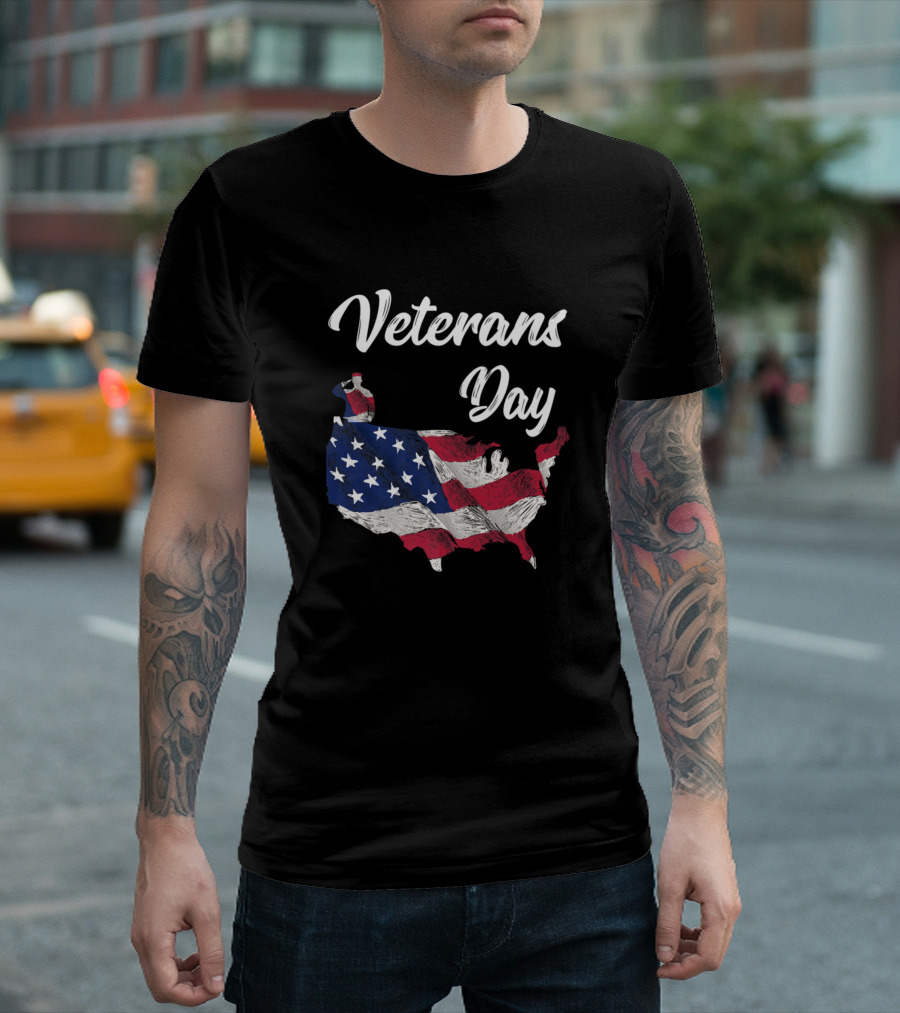 Veterans Day USA Flag Map T-Shirt