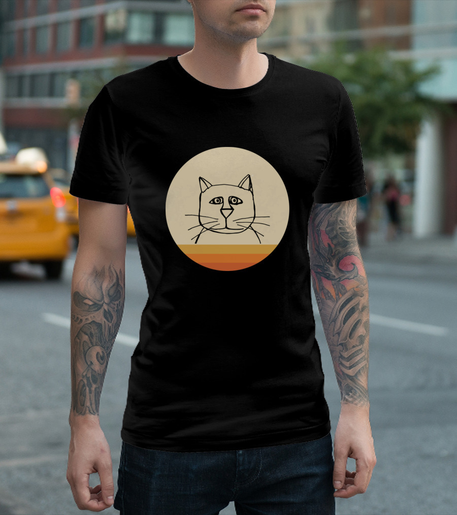 Retro Cat Line Drawing Face On Minimalist Background T-Shirt