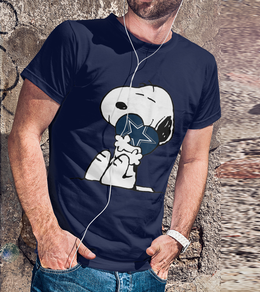 Snoopy Holding Dallas Cowboys Star T-Shirt
