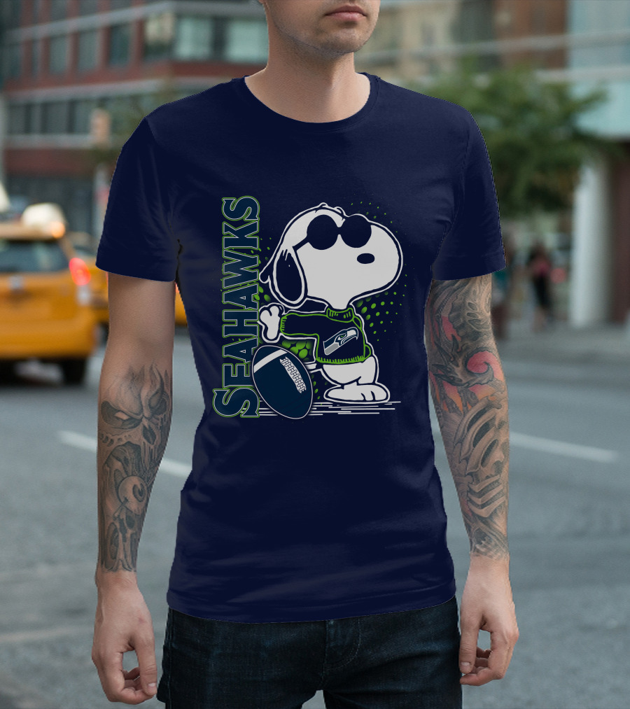 Seattle Seahawks Snoopy Football T-Shirt