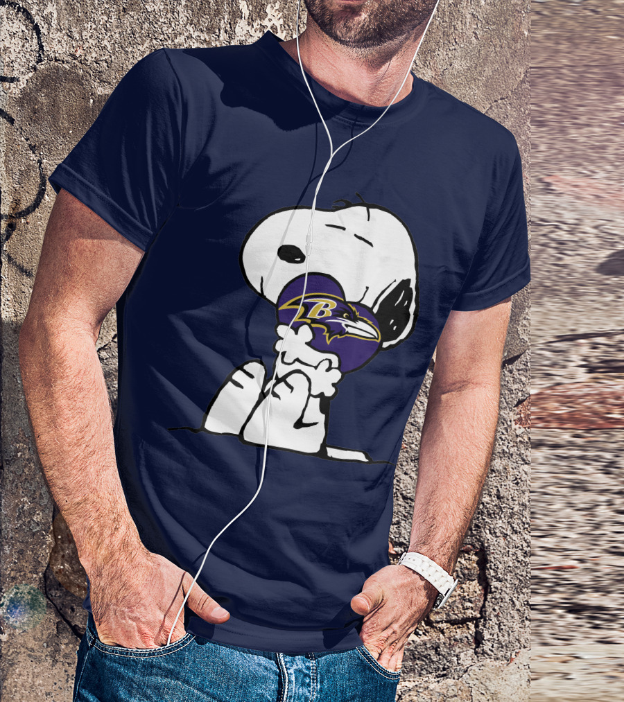 Baltimore Ravens Snoopy Hugging T-Shirt