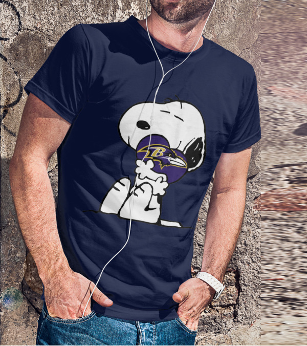 Baltimore Ravens Snoopy Hugging T-Shirt