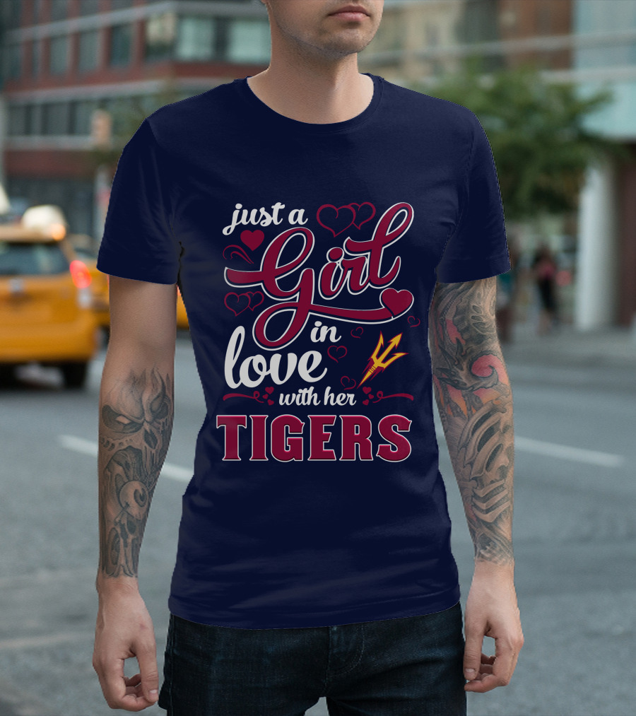 Just A Girl In Love With Her Tigers T-Shirt