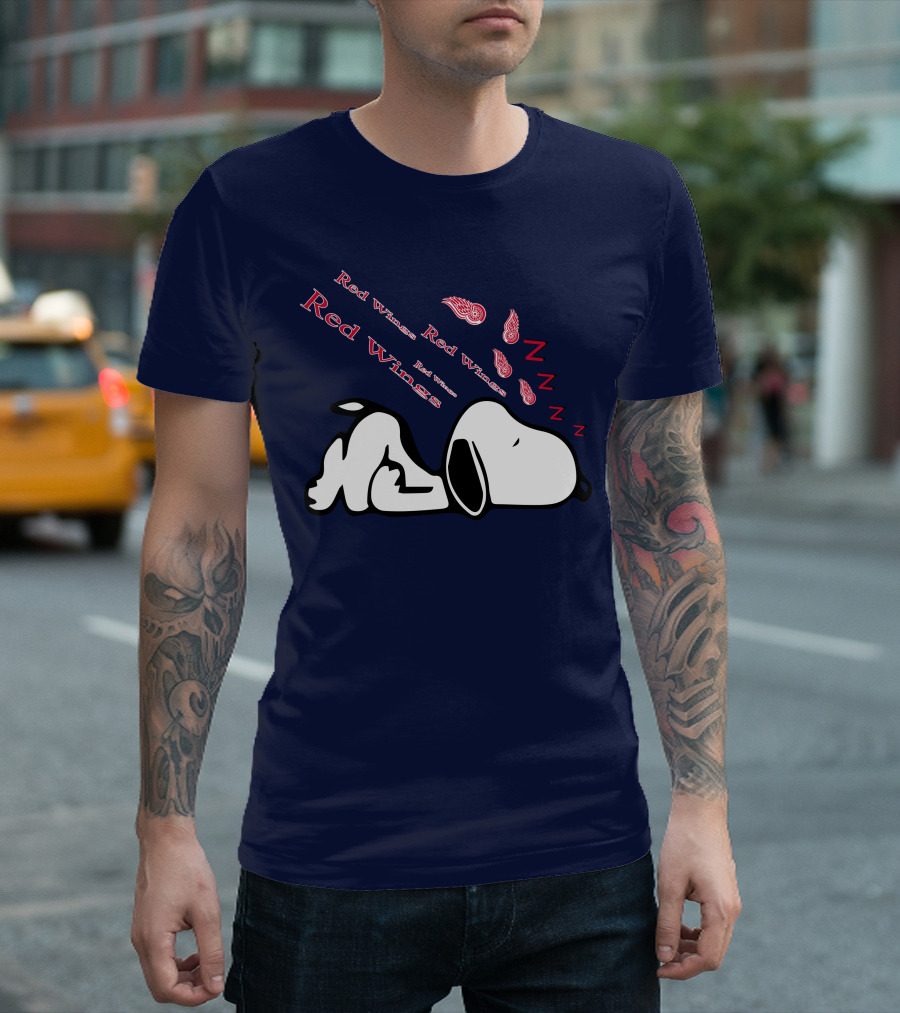Red Wings Detroit Peanuts Snoopy Sleeping Hockey Team T-Shirt