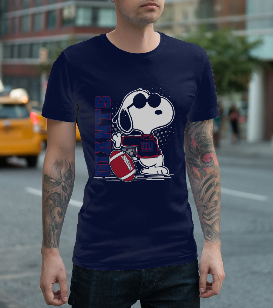 New York Giants Snoopy Football Player Fun Fanwear T-Shirt