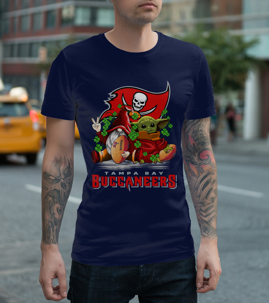 Tampa Bay Buccaneers Gnome And Baby Alien Football Peace T-Shirt