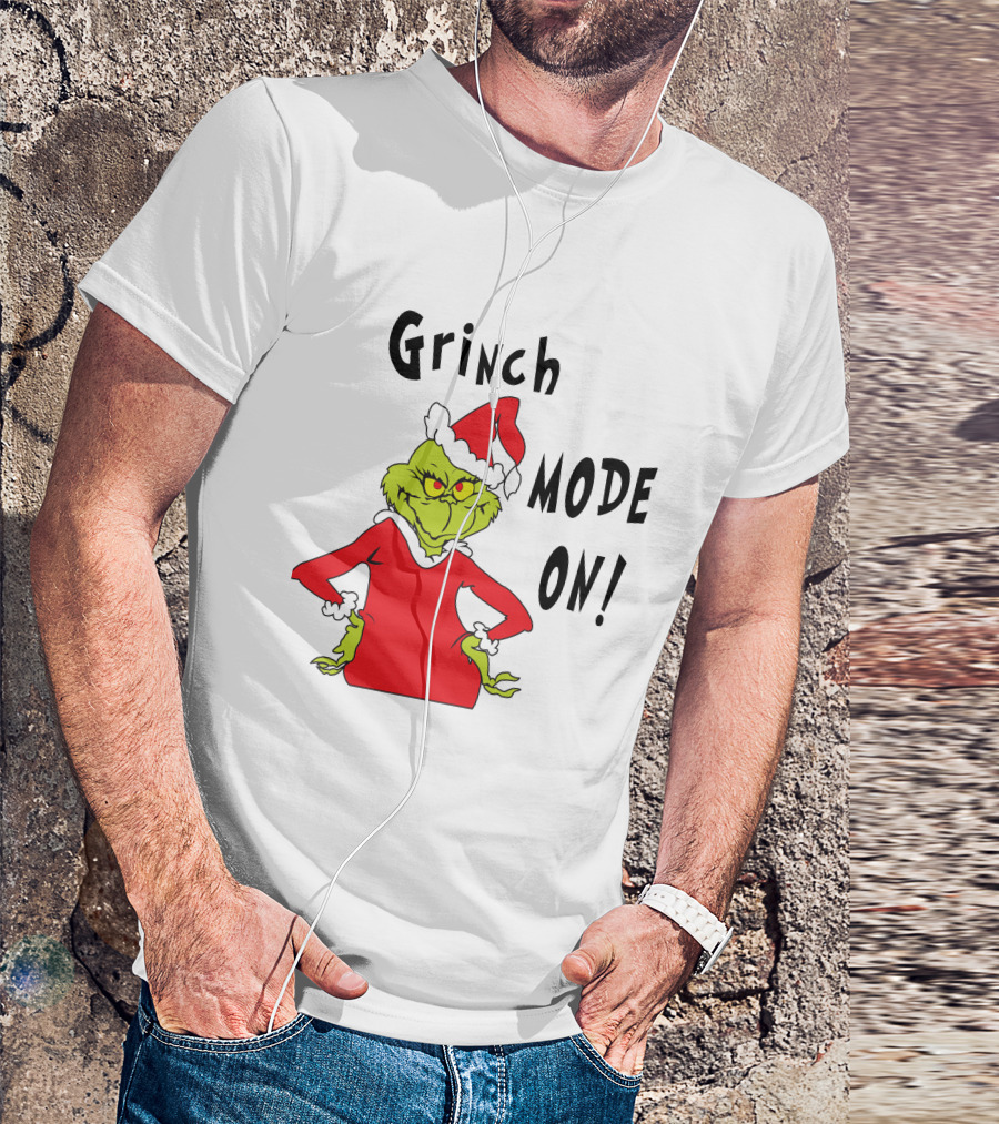Grinch Mode On Santa Hat Red T-Shirt