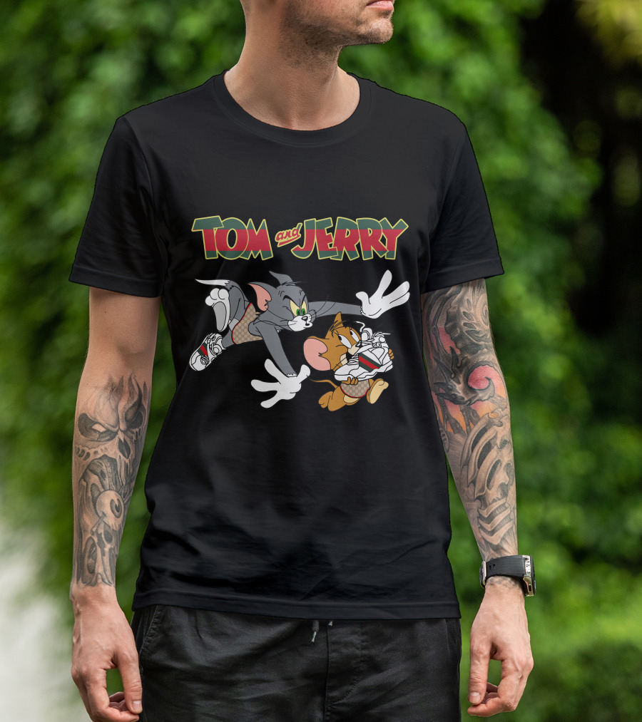 Tom And Jerry Classic Cartoon Chase T-Shirt