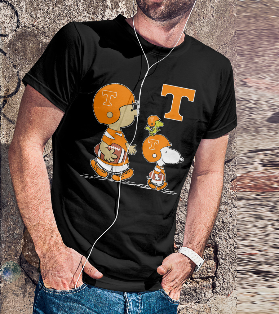 Tennessee Volunteers Peanuts Characters Football Helmet Charlie Brown Snoopy Woodstock T-Shirt