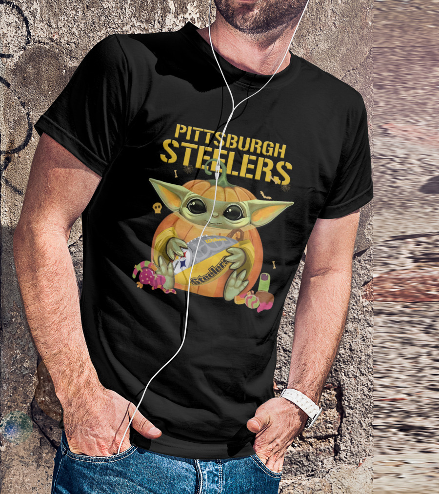 Pittsburgh Steelers Yoda Football Pumpkin Halloween Candy T-Shirt