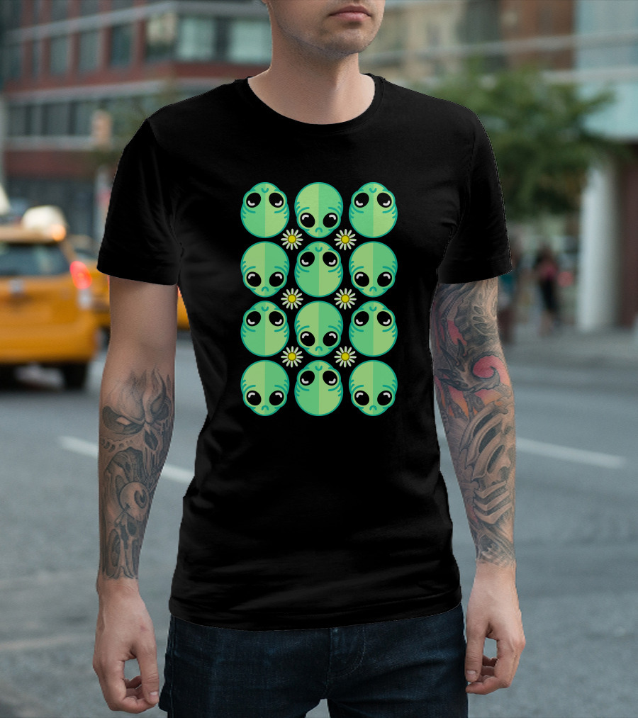 Sad Alien Daisy Pattern Nineties Grunge T-Shirt