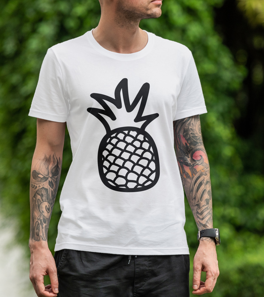 Pineapple Outline Black Minimalist T-Shirt