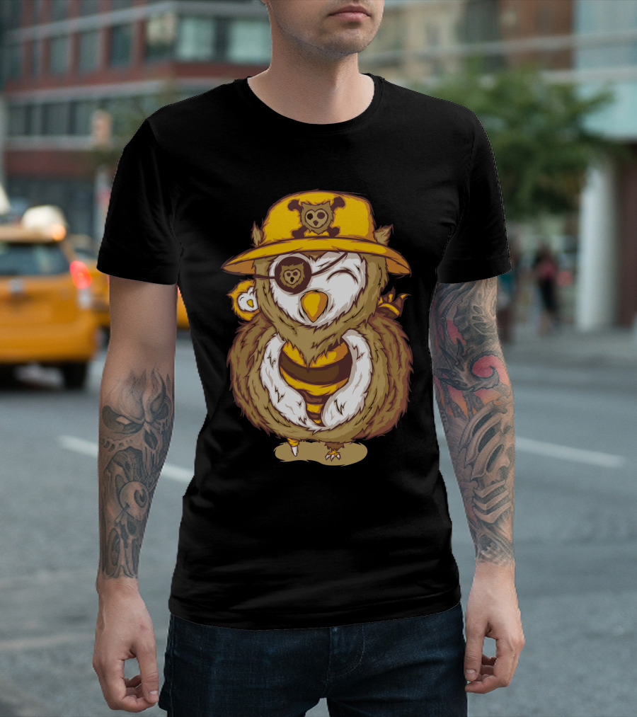 Pirate Owl With Skull Hat and Eye Patch T-Shirt
