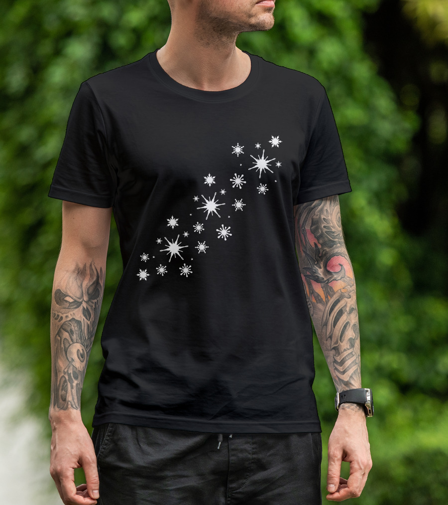 Oblique Snowflakes Pattern Winter Time T-Shirt