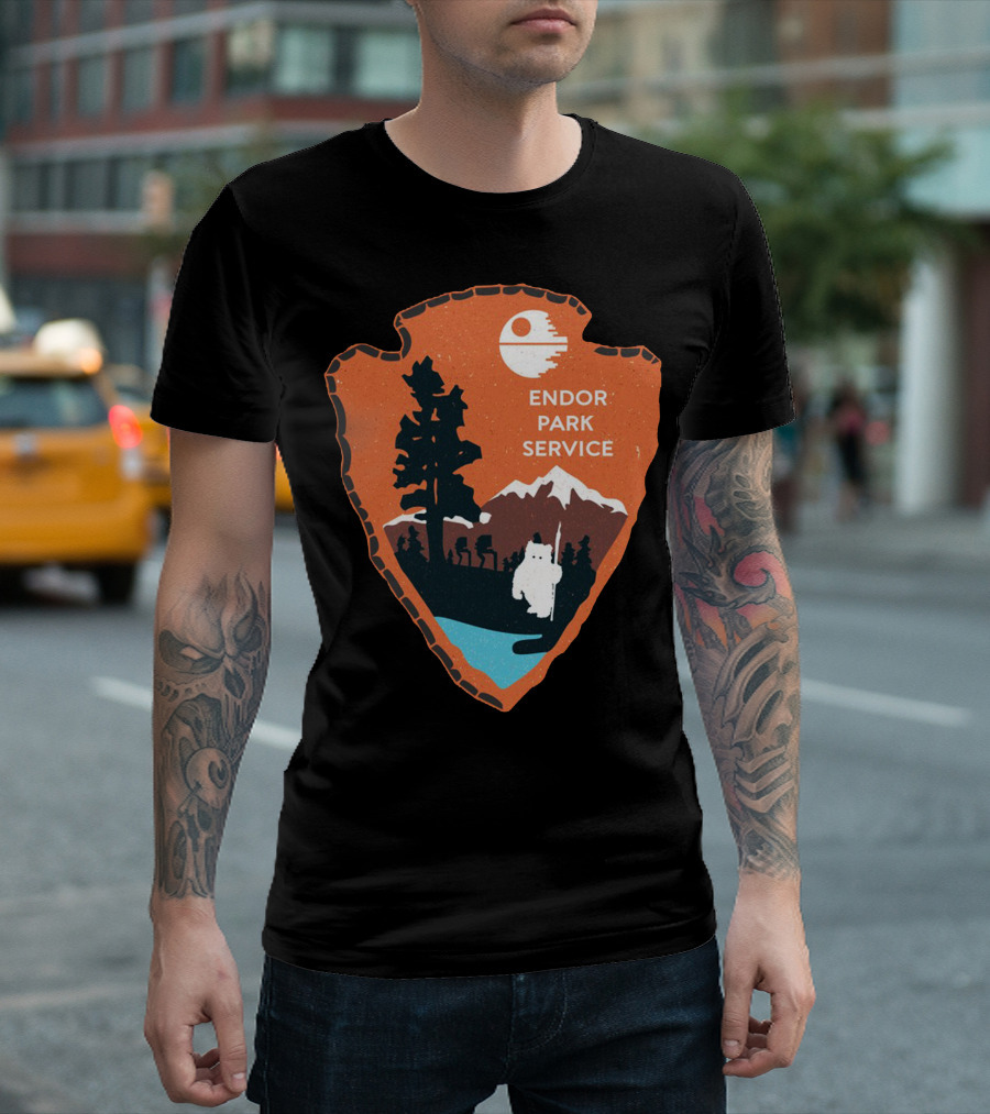 Endor Park Service Badge Ewok Silhouette Moon Scene T-Shirt