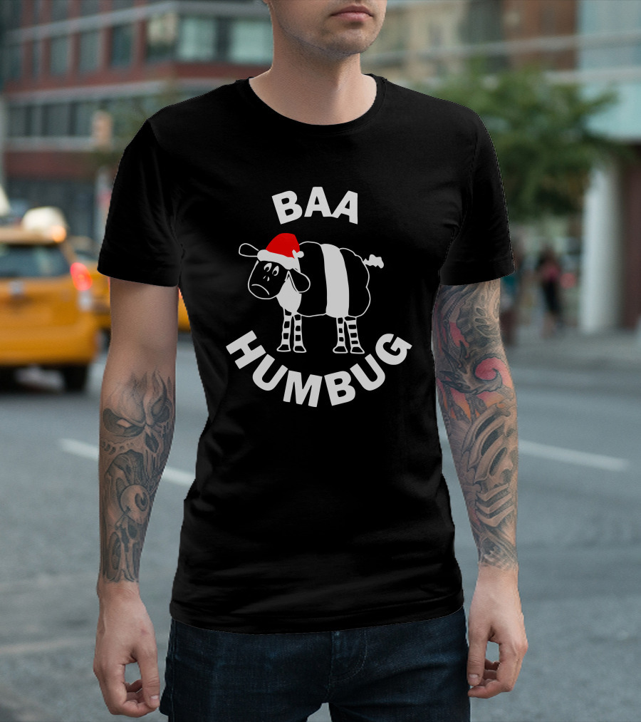 Baa Humbug Sheep Santa Hat Christmas T-Shirt