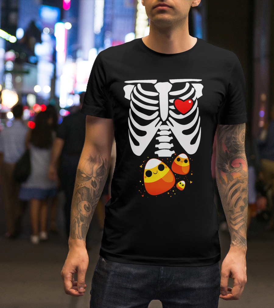 Skeleton Ribs Heart With Cute Candy Corn Halloween Food T-Shirt