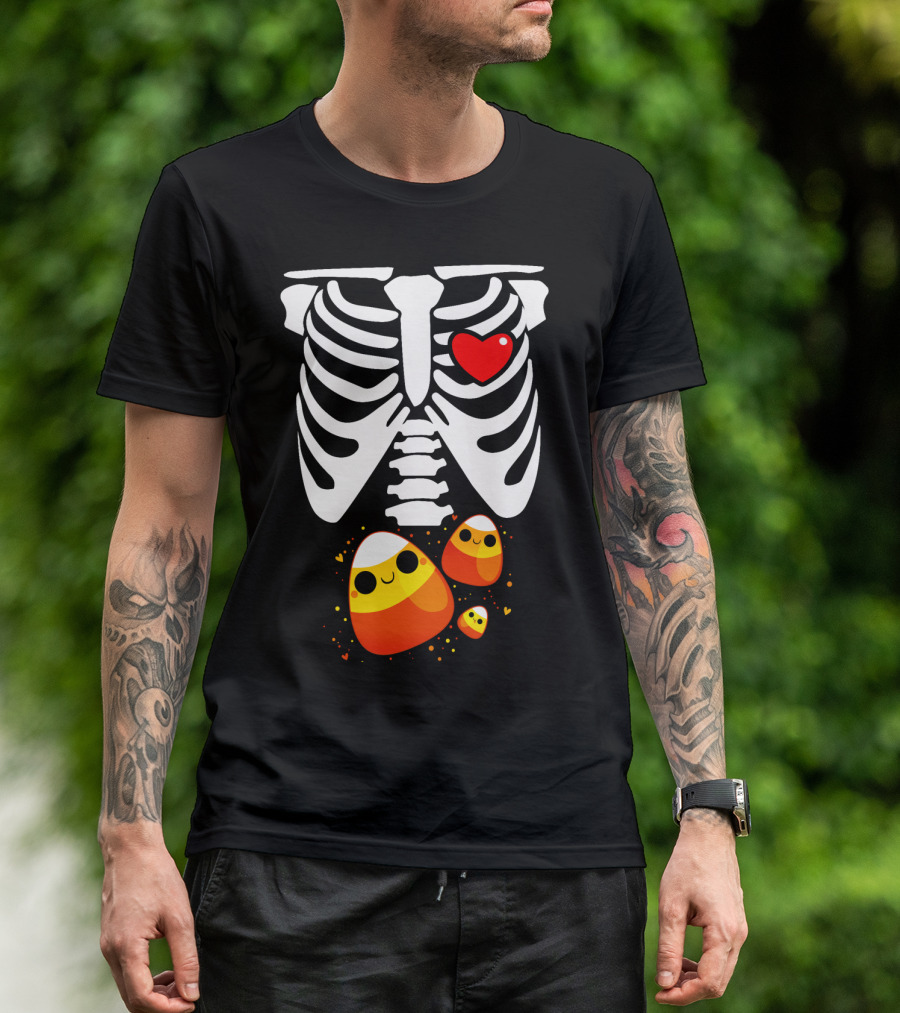 Skeleton Ribs Heart With Cute Candy Corn Halloween Food T-Shirt