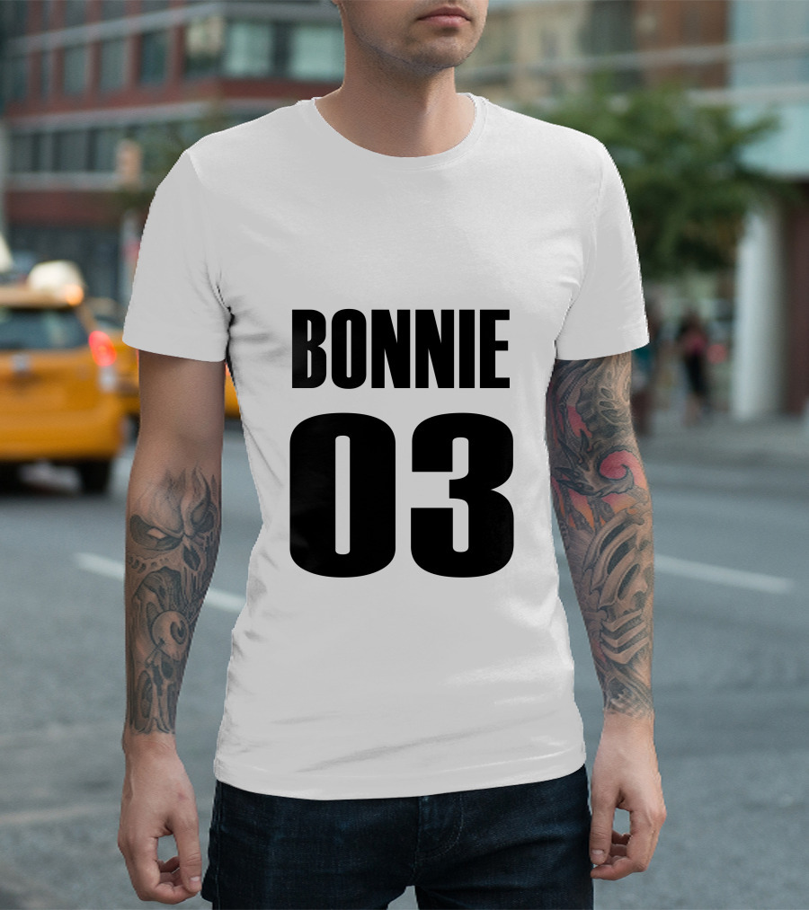 BONNIE 03 T-Shirt