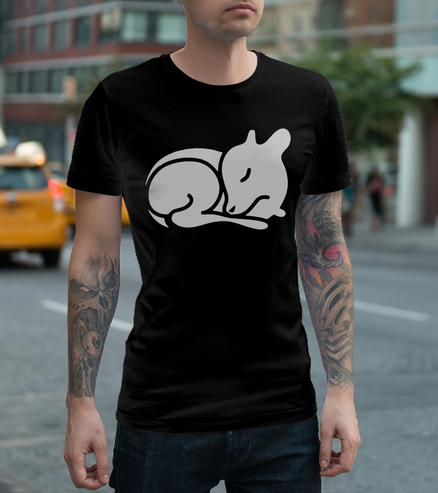 Bambi Sleeping Deer Line T-Shirt